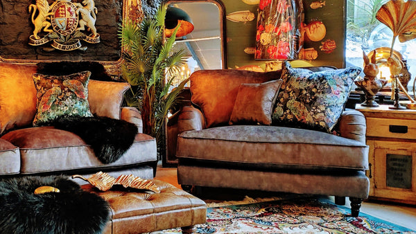 Howard Loveseat Velvet Sublime Asphalt (119 x 96 x 97cm)