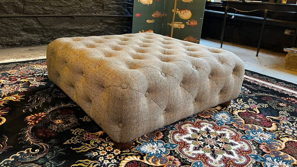 Footstool Chessington Cube Harris Tweed Thorn (110 x 110 x 39cm)