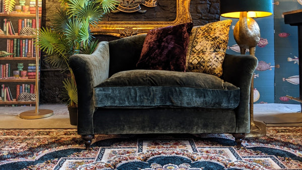 Lamour Loveseat Sofa Opium Emerald (131 x 99 x 84cm)